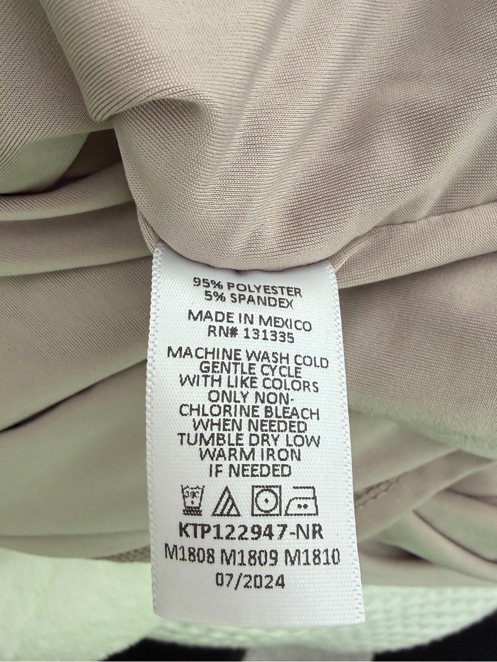 Urban Social NWT Ruched Side Long Sleeve Draped Top Taupe XL - Picture 6 of 6